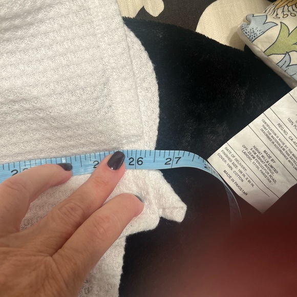 White button front top Tommy Hilfiger SZ L Thermal texture v neck long s… - Picture 5 of 12